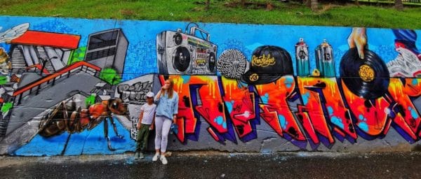 Graffiti tour in Medellin